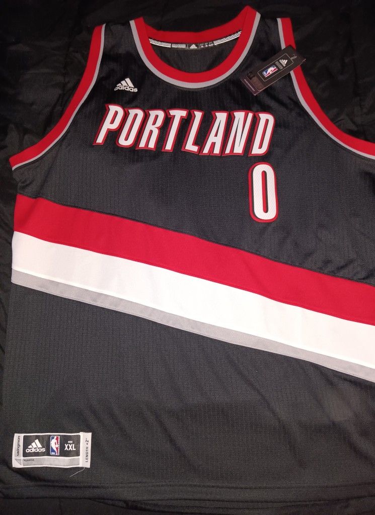 Damian Lillard Adidas Jersey (2XL)