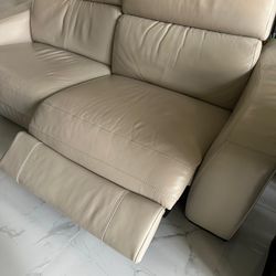 Leather Sofa – Excellent Condition – Great Price!