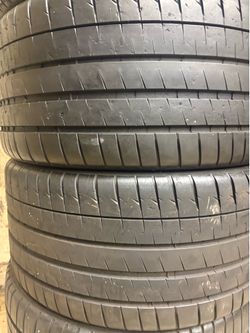 Tires 285-35r20 Michelin