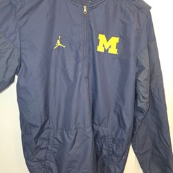 Air Jordan Michigan Wolverines Small 1/4 Zip Windbreaker Jacket Vented Pullover