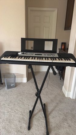 Yamaha YPT-260 keyboard
