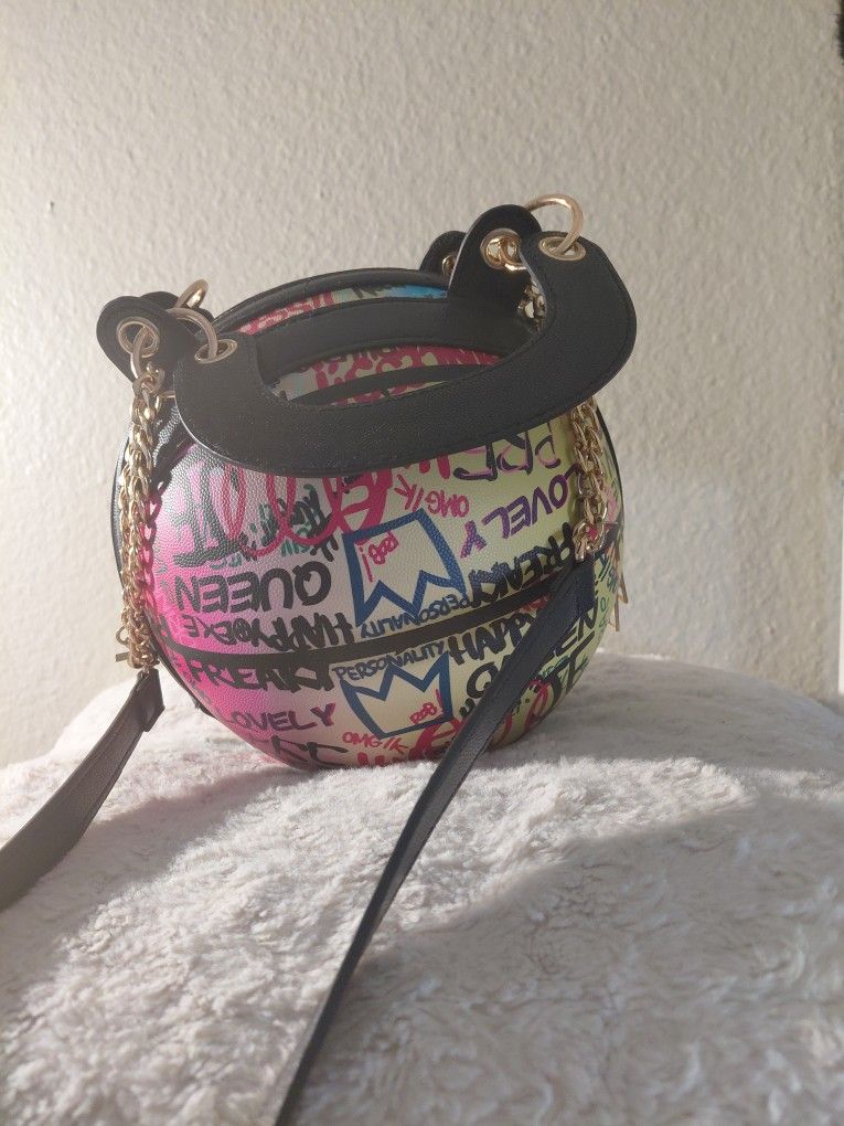 Women's Graffiti Basketball Tote/handbag  (Multi-color)  20$