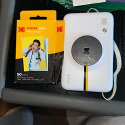 Kodak Instant Camera 
