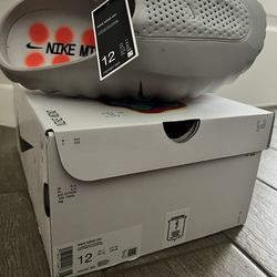 Nike Mind 001, Size 12 Men