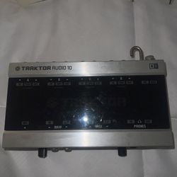 Traktor Audio 10