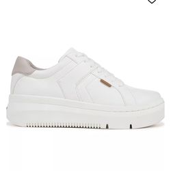 Dr.Scrolls White Size 6