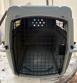 Pet Carrier L28. W21. H17. Inches