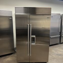 Sub Zero 48”Wide Built In Stainless Steel Side By Side Refrigerator With Water And Ice Dispenser