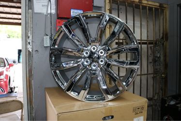 Chrome Multi-Spoke Alloy Wheel Rim