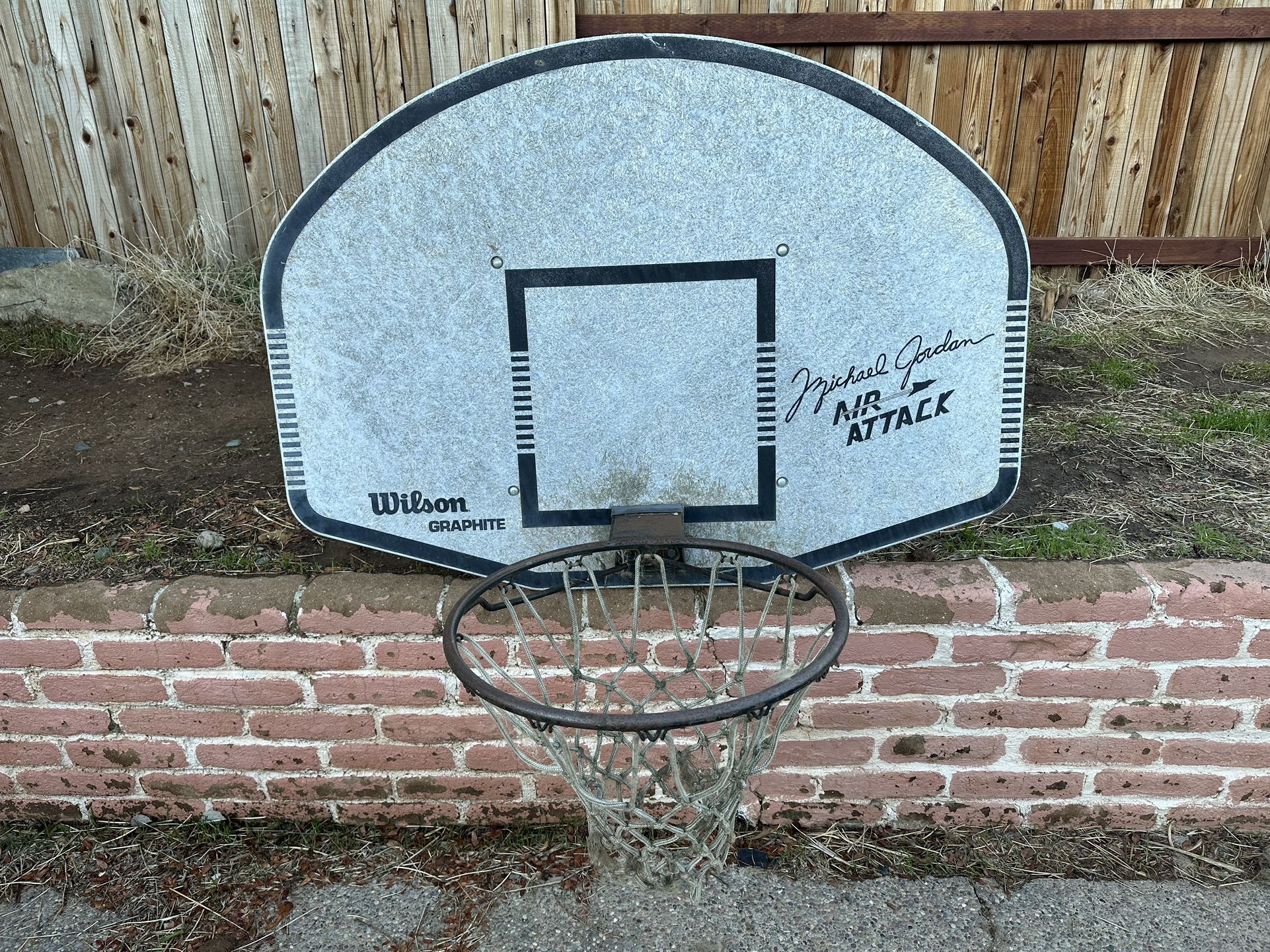 Wilson Air Attack Basketball Hoop