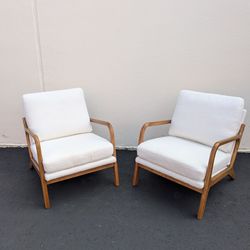 Set for two boucle accent chairs