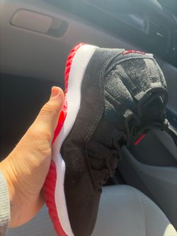 Jordan’s retro 11’s bred velvet size 8.5