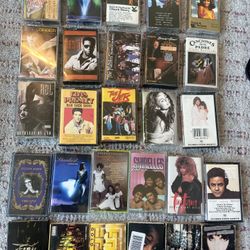 Assorted music cassettes 