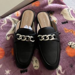 Black Mules Women’s