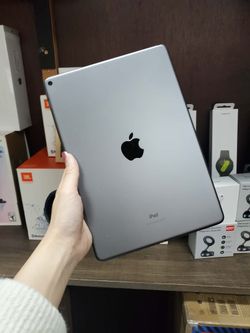 iPad 9th Gen 10.2" (WiFi)