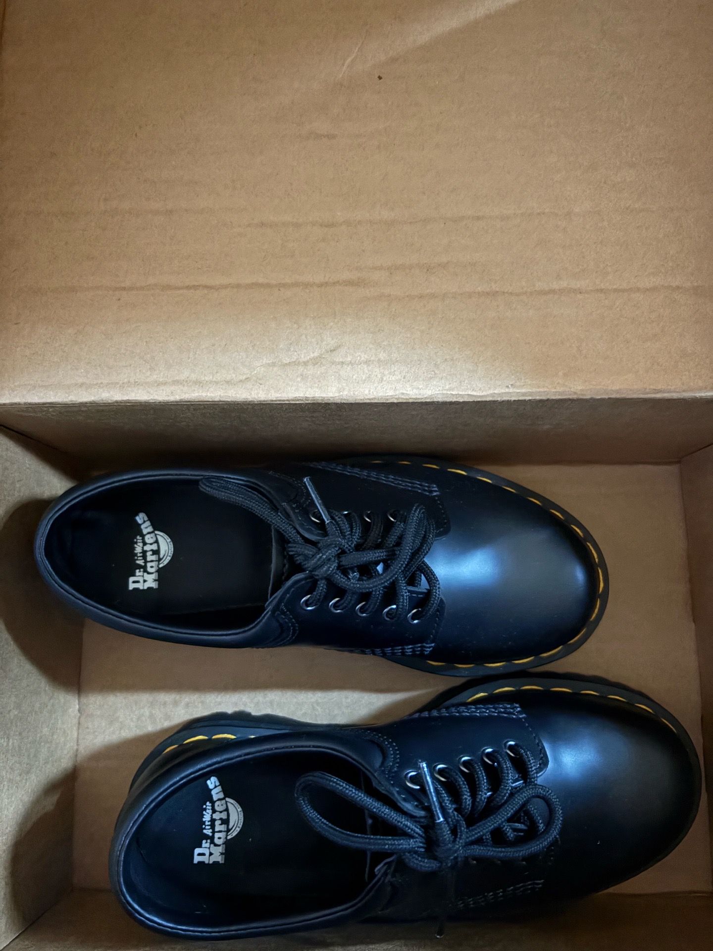 Doc Marten 8053 Leather Platform Casual Shoes Black size 6