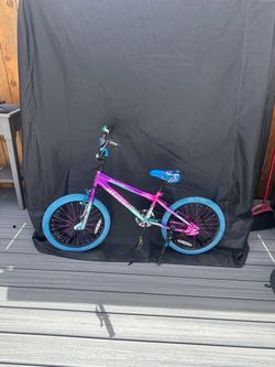 18 inch Mongoose Illusion Kids BMX Bike