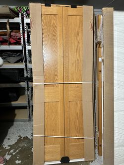32” Solid Red Oak Bifold Door – Prehung – REAL Wood (NOT MDF) – $175 FIRM Inventory #103