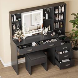 Vanity Desk with Mirror and Lights, Makeup Vanity with 5 Drawers, Makeup Desk with Charging Station and Ample Storage, Dressing Table with Chair for B