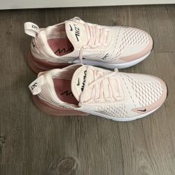 Women’s Nike Air Max 270