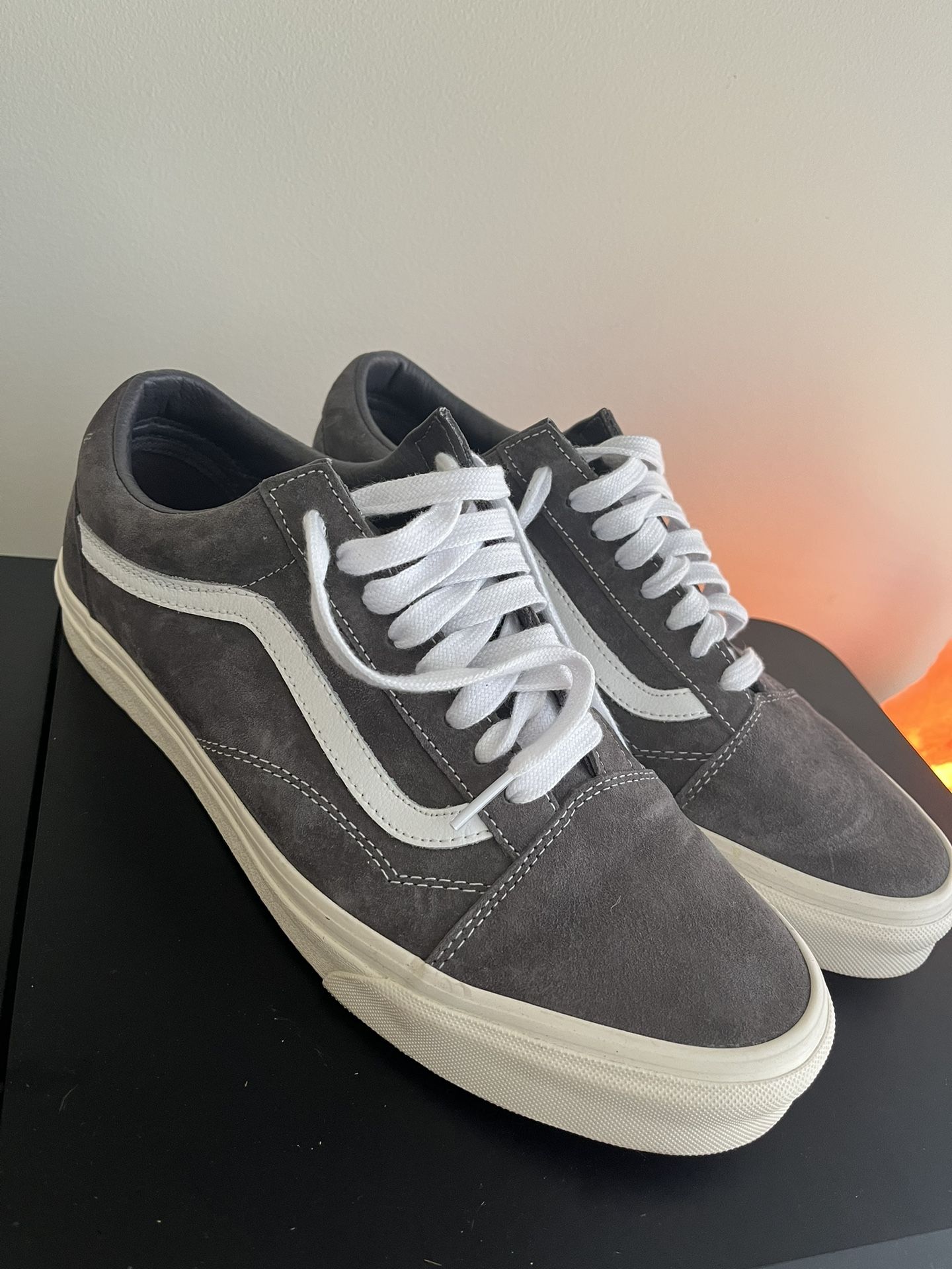 Vans HeiQ Eco-Dry Dupont Gray Suede Water Resistant Sneakers in Grey Men’s Size 10.5