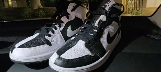 Jordan 1 Mid SE Split, Blk/wht. Sz 11 Wm **$75**