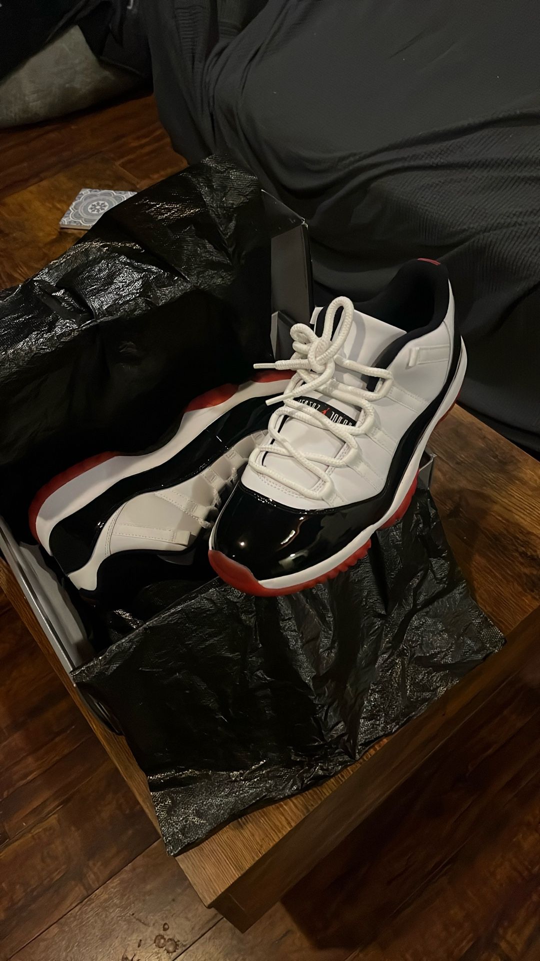 Air Jordan 11 Retro Concord Lows