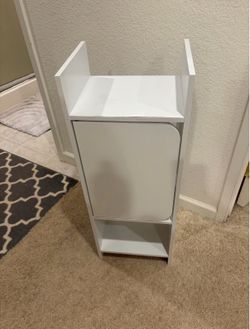 FREE SHELF
