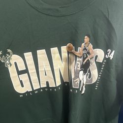 NBA Milwaukee Bucks Giannis T-Shirt Adult L