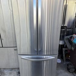 Lg refrigerator 