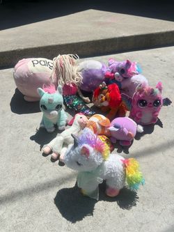 Stuffed animal stuffies