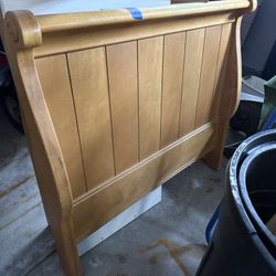 Solid Wood Sleigh Bed Frame Twin Size FREE