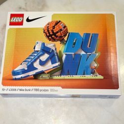 LEGO Nike Dunk X LEGO Set