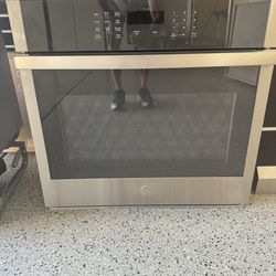 GE Microwave Oven