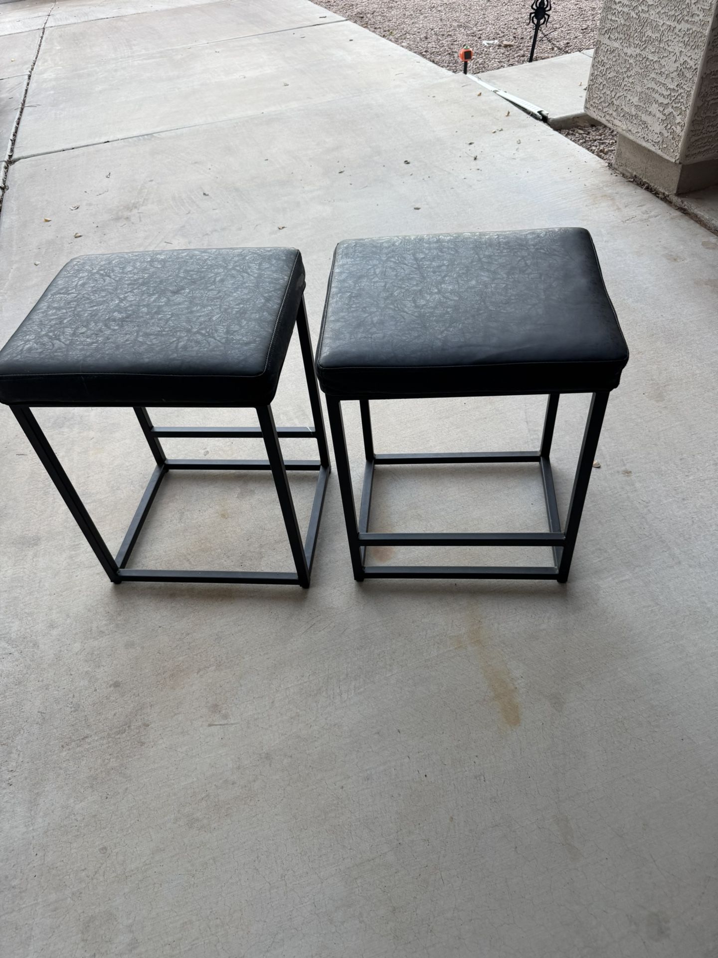 Bar Stools 