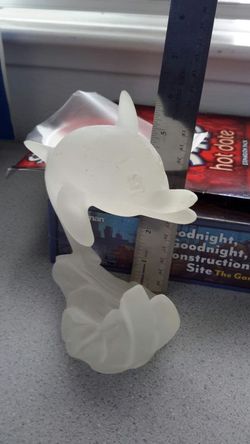 dolphin glass thingy