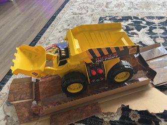 Maxx Action 18" Motorized Lights and Sound Maxx Power 2-in-1 Dig Rig, Children 3+