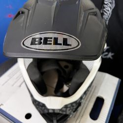 Bell Moto 9 Carbon Flex - Size M