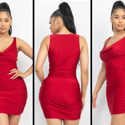 New Women's Dress Available In Size Small And Medium 