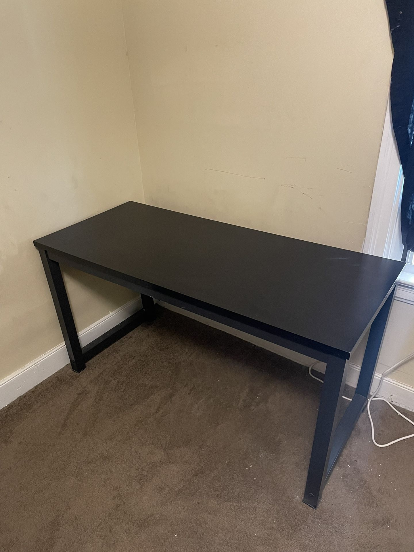 Black Office Desk