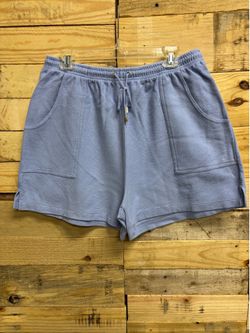 Ladies shorts with drawstring and elastic waist