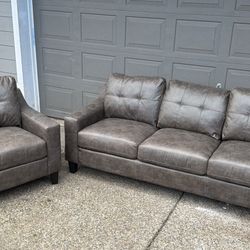 Cindy Crawford Palermo Grey Leather Sofa