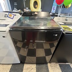 Samsung Washer In Black With Rose Gold. With Pet Care 🍓