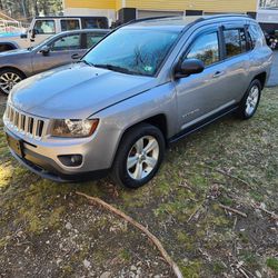 2016 Jeep Compass Near Excellent Condition 