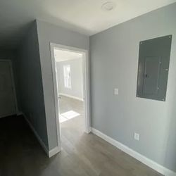 3 Bathroom 1 Bedroom 