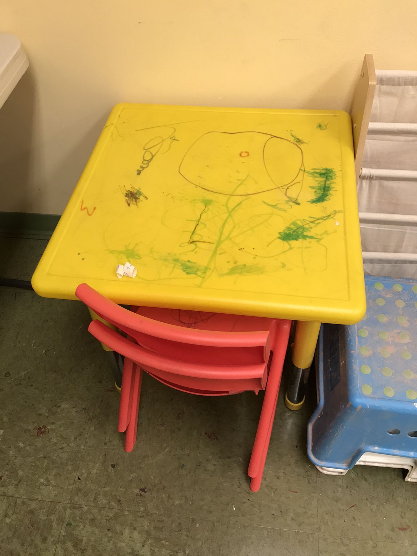 Kids table with 2 chairs. Saturday only 9/19/20