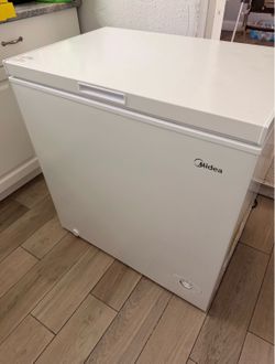 Midea chest deep freezer