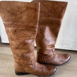 Womens Brown Boots - 9.5 Melissa Trapunto