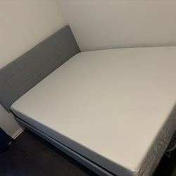 Queen Bed Frame With Foam Mattress 