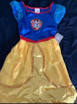 Snow White girls night gown kids size 4
